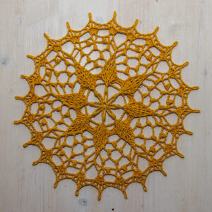 Yellow crochet doily Nonna, 23 cm
