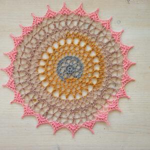 Colorful doily, June, 27 cm