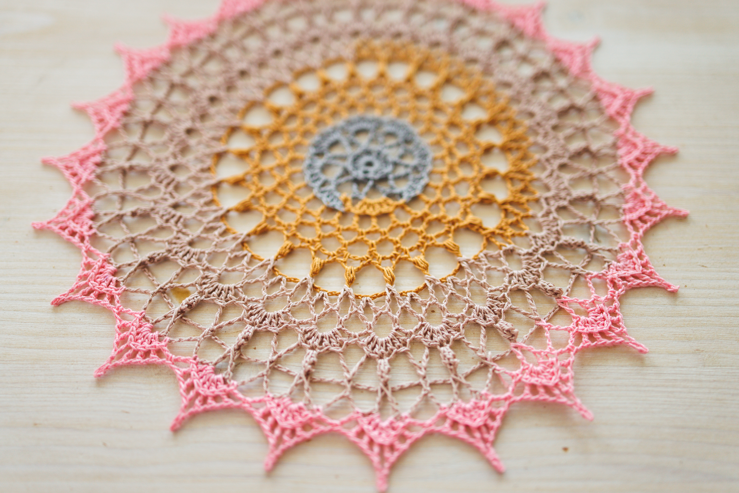 Colorful doily, June, 27 cm - Image 2
