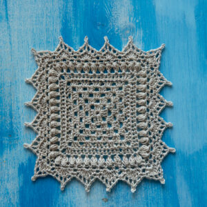 Square crochet doily, Doily 280, 14x14 cm