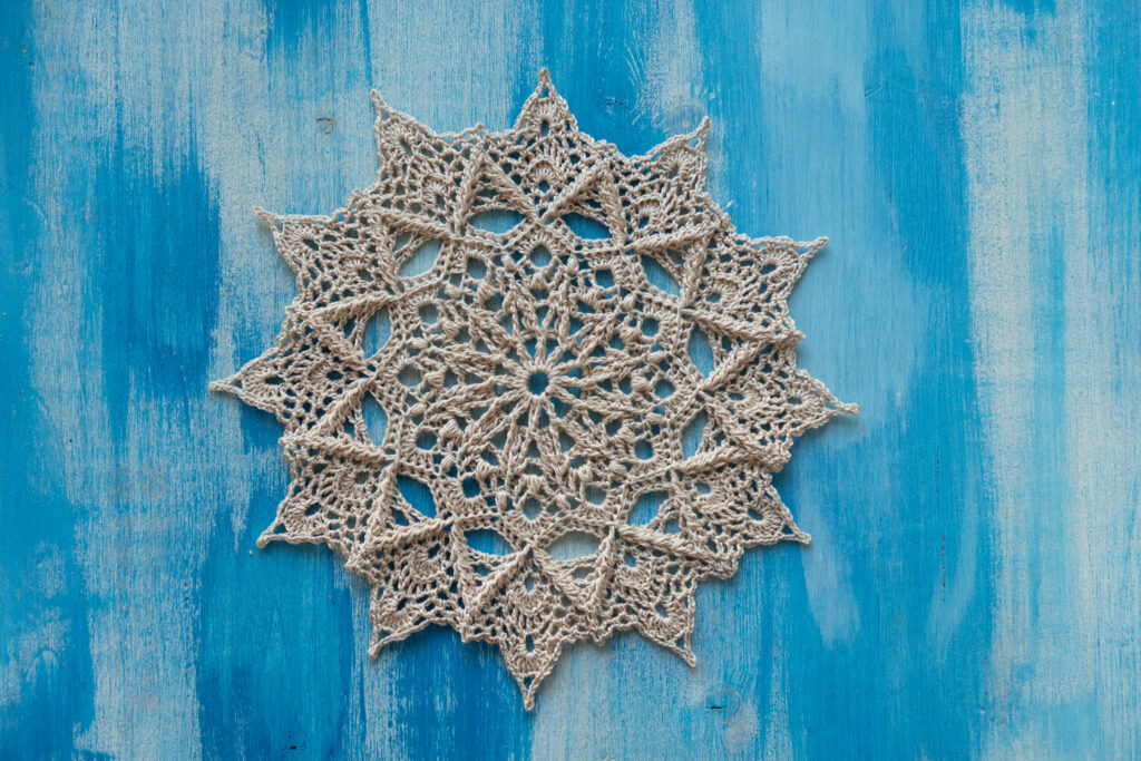 PDF Mayela doily crochet pattern
