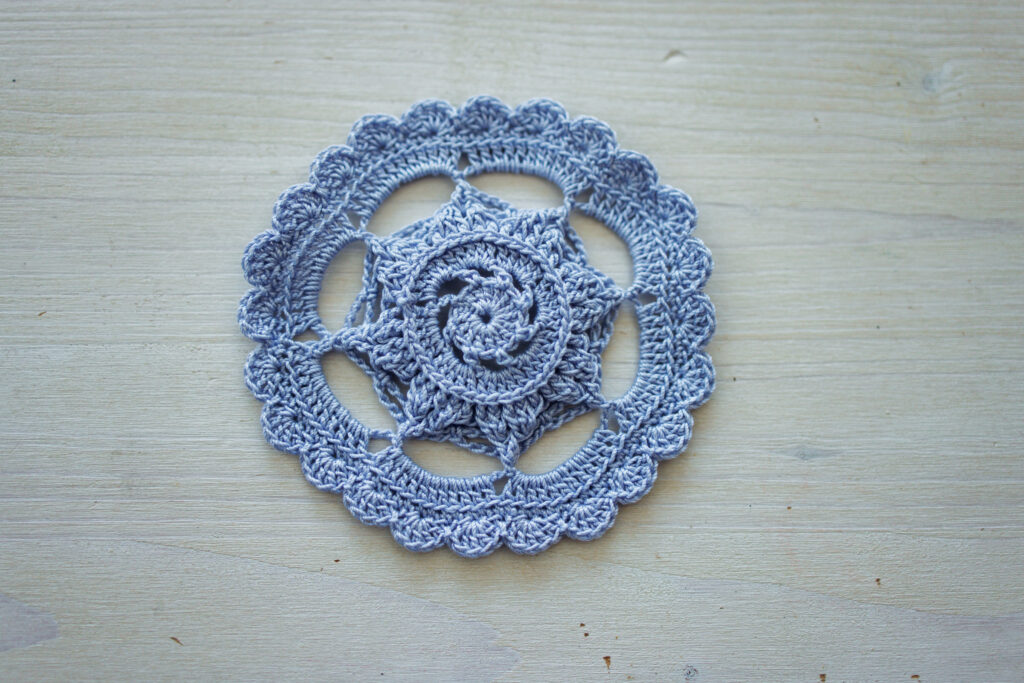 PDF Kedd doily crochet pattern