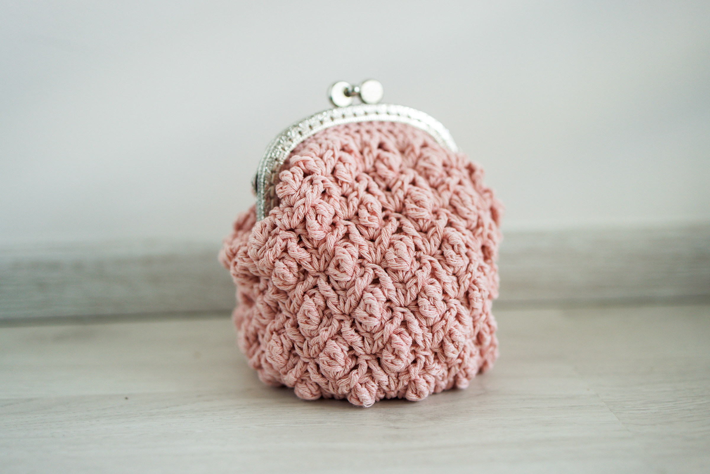 PDF Valja Coin Purse crochet pattern