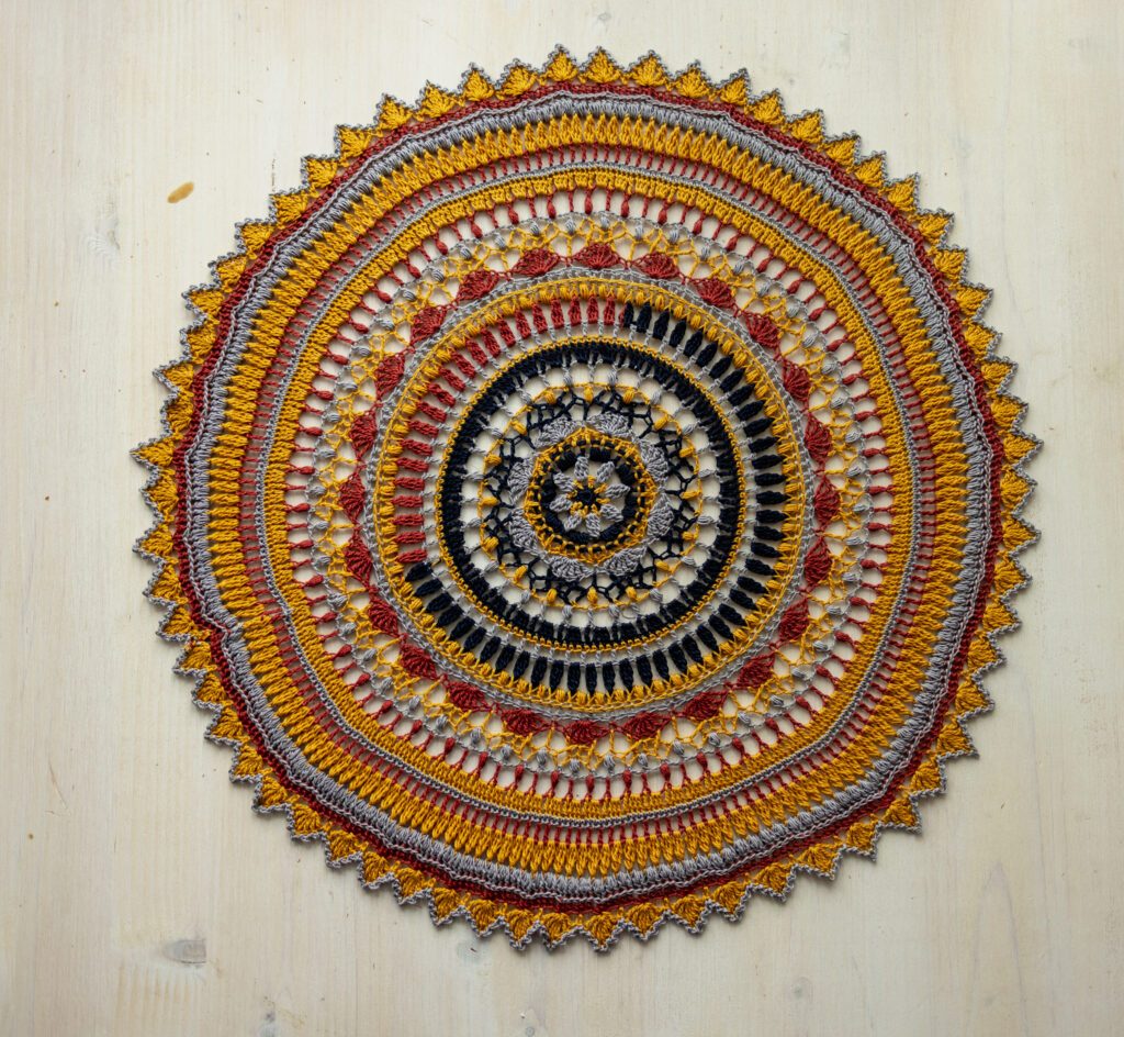 PDF Gaga doily crochet pattern