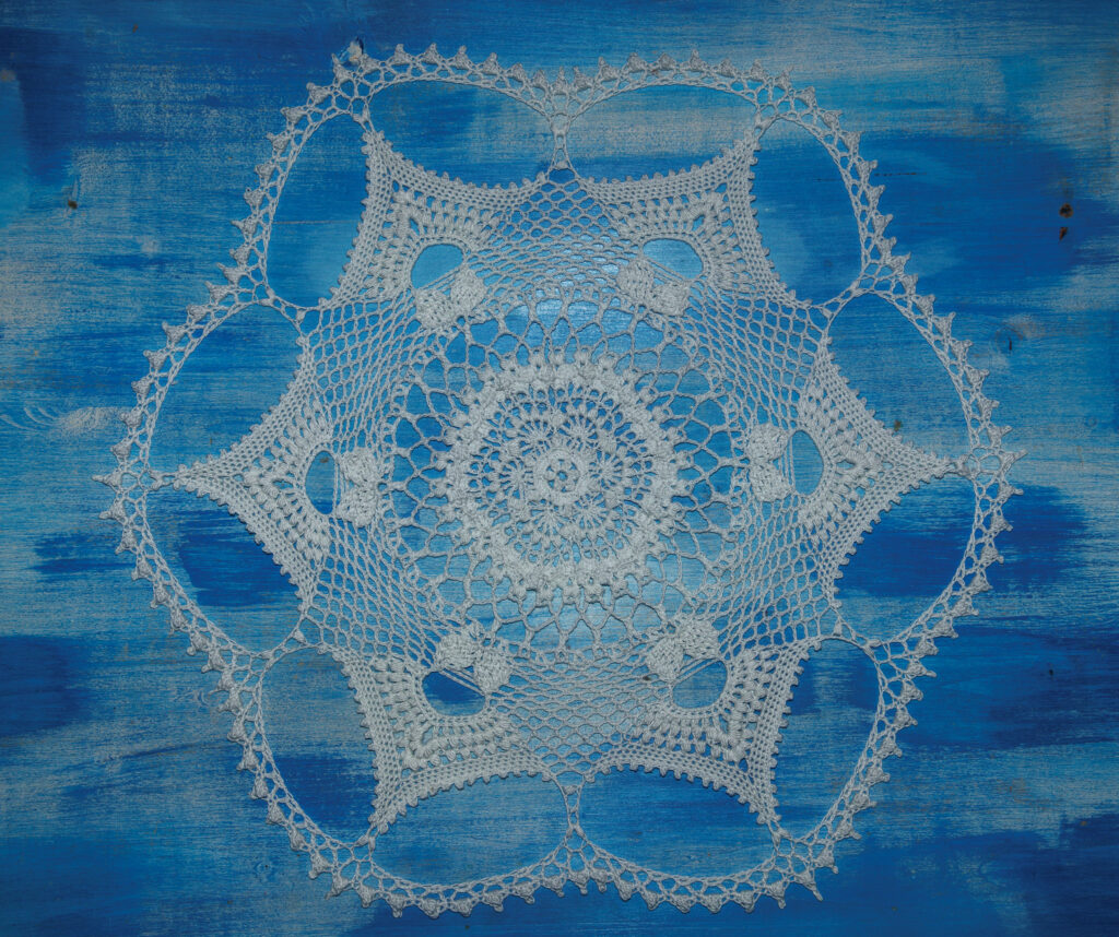 PDF Agáta doily crochet pattern