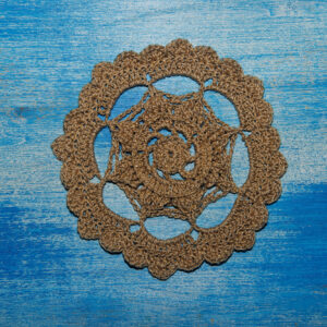 Golden crochet doily, 10 cm, Kedd doily