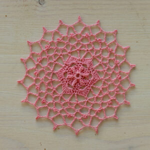 Pink crochet doily, Anita, 14 cm