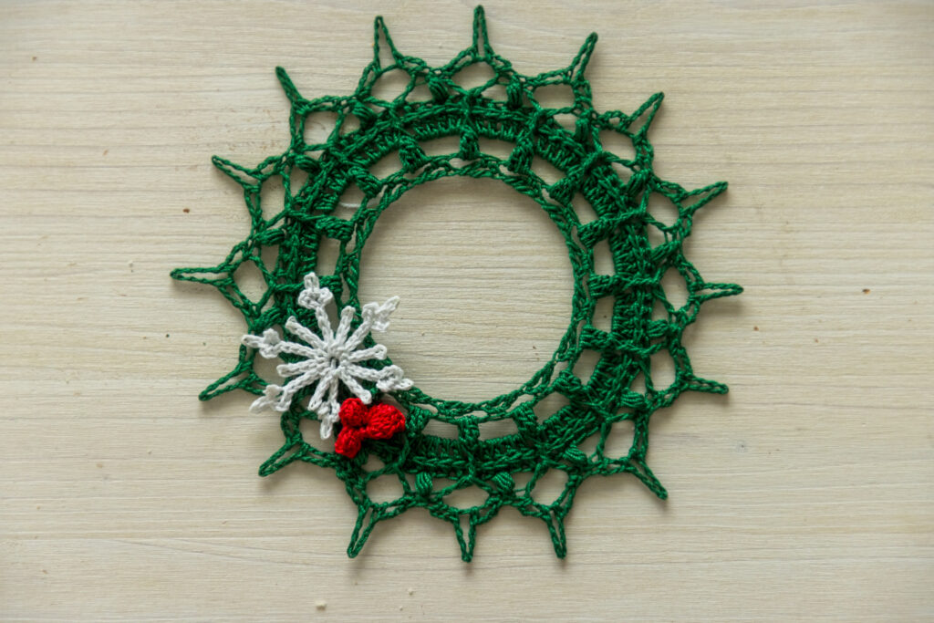 PDF Anden doily crochet pattern