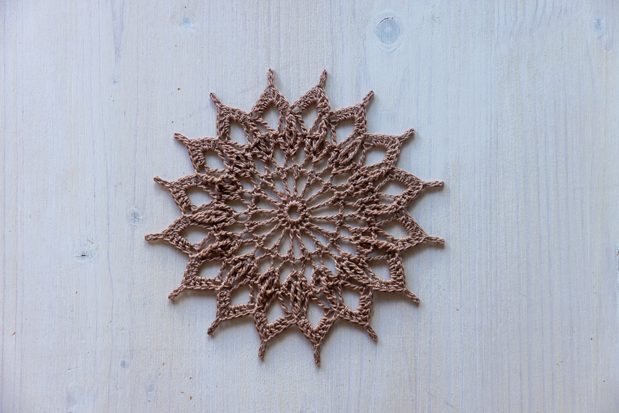 PDF Sixth doily crochet pattern