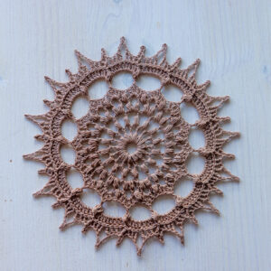 PDF Quinta doily crochet pattern