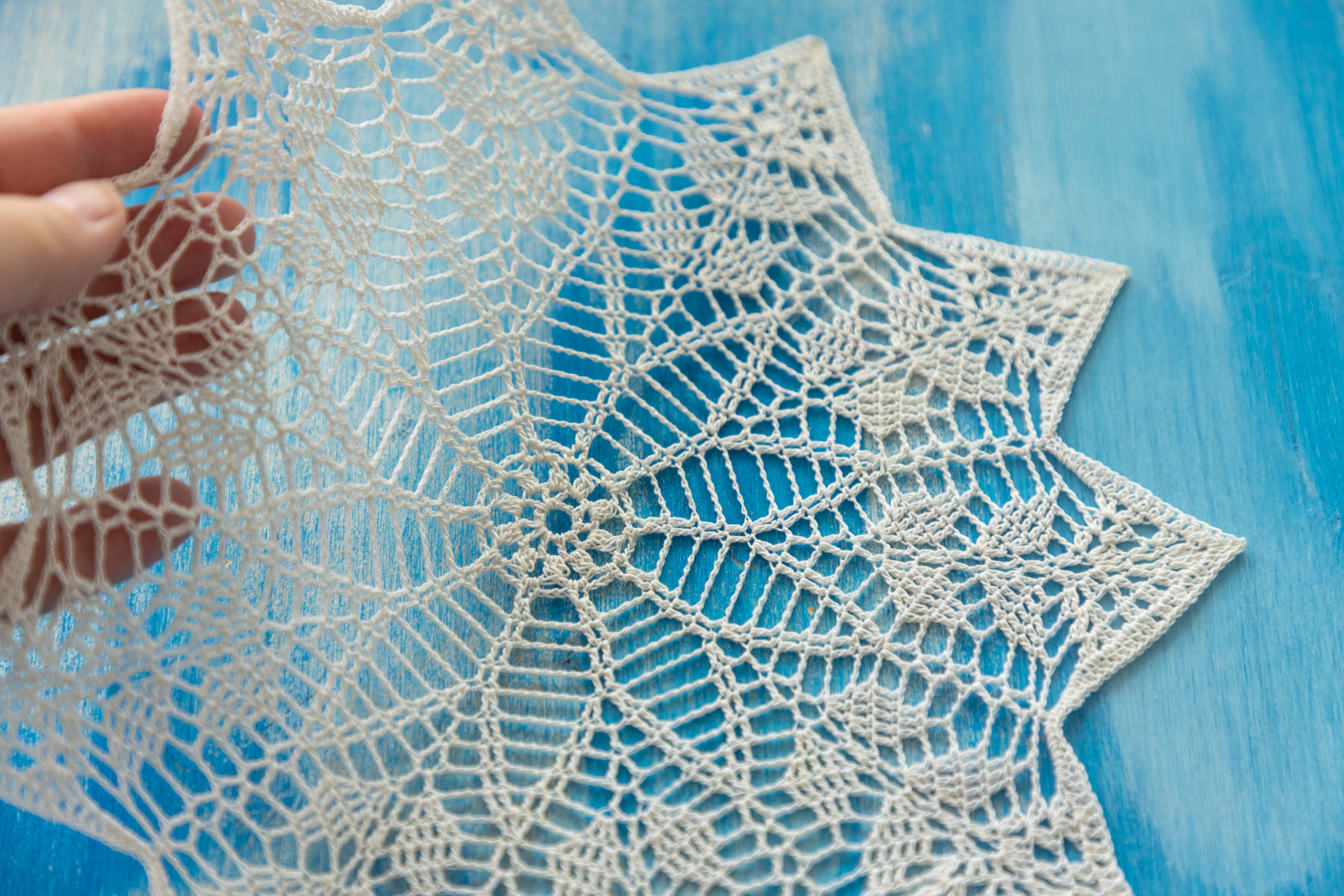 Vintage style white crochet doily, 26 cm - Image 6