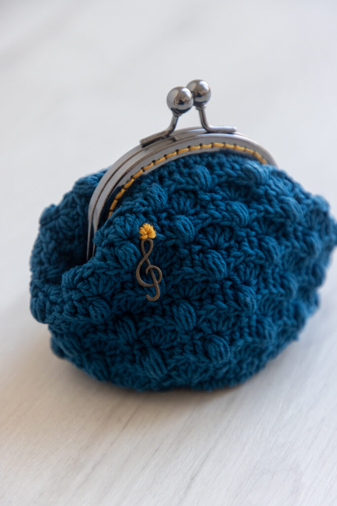 PDF C Moll coin purse crochet pattern