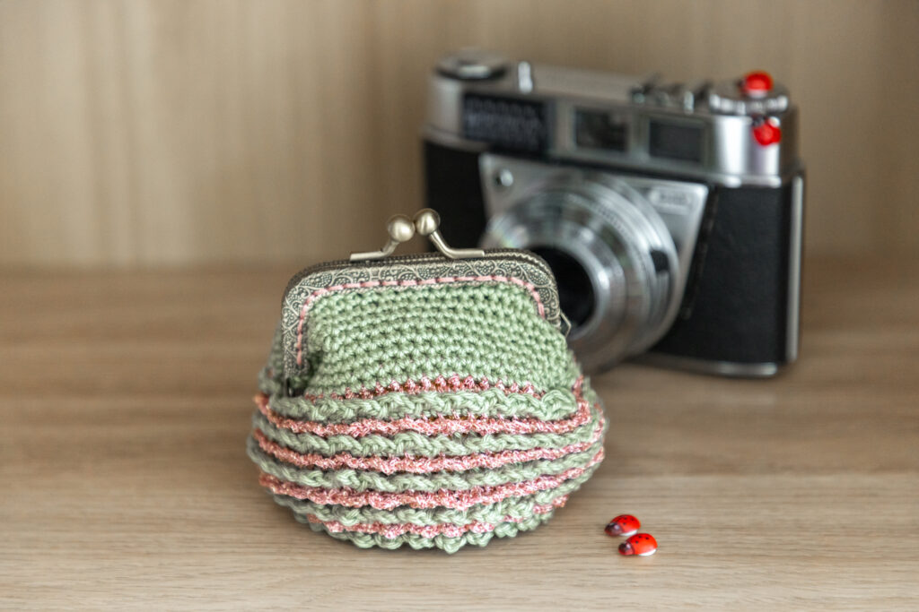 PDF Patreon coin purse crochet pattern