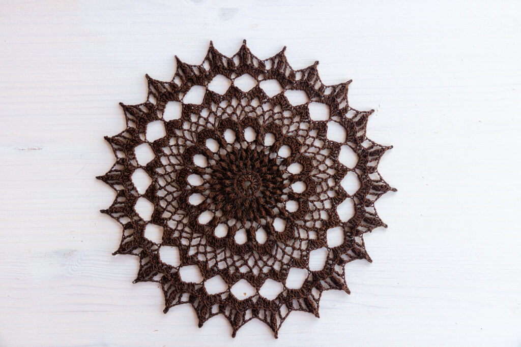 PDF Aurelia doily crochet pattern