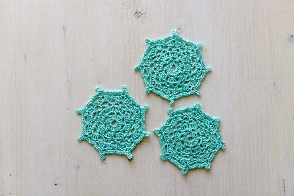 PDF Cranberries doily
