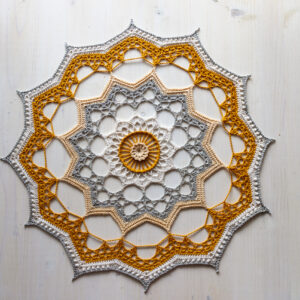 January doily, 44 cm