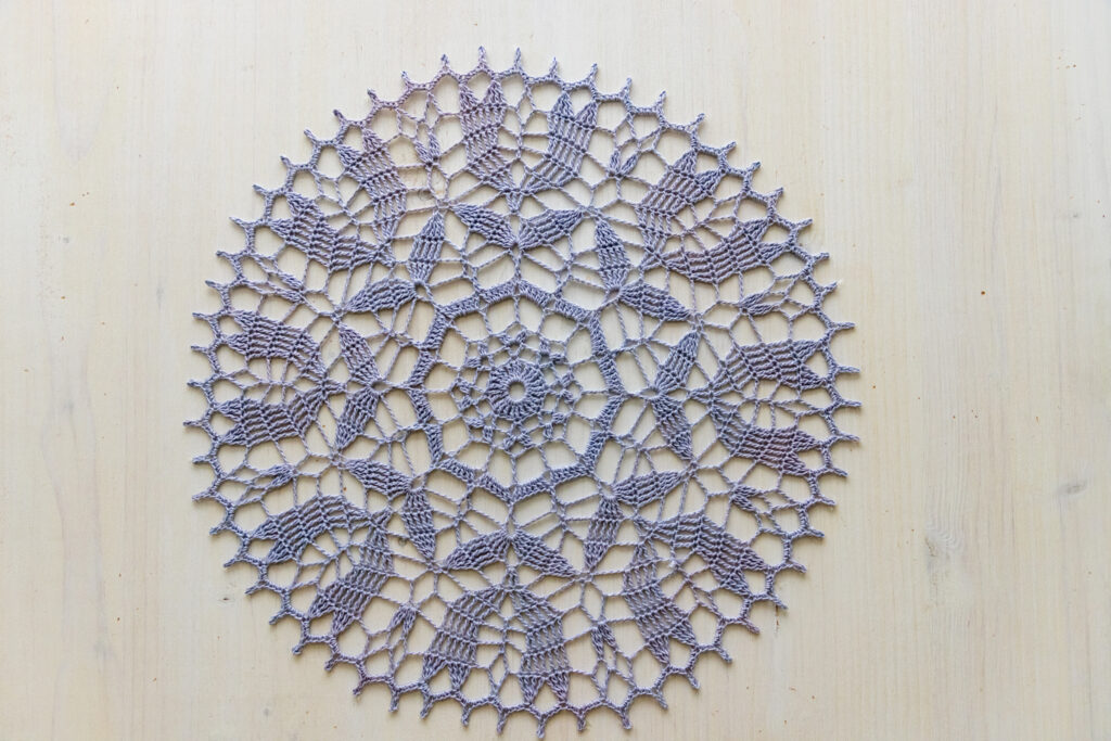 Amazing purple crochet doily, 32 cm