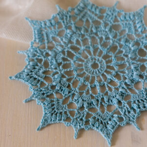 Small beauty - blue crochet doily Alara, 18 cm