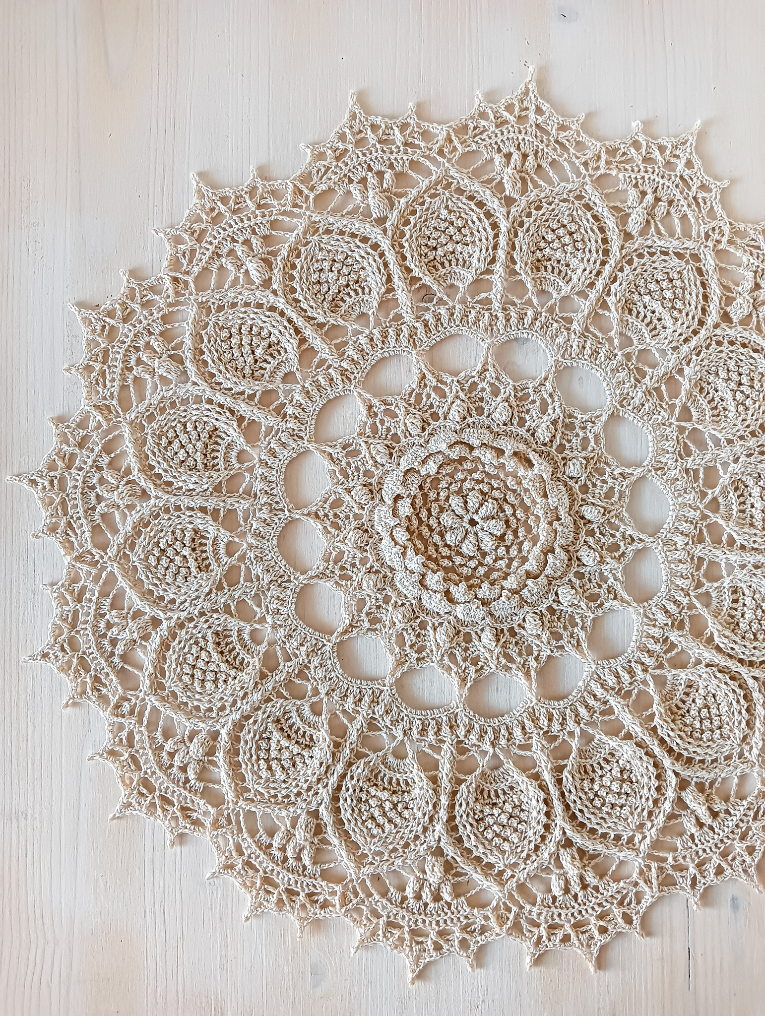 Beige doily Persephone - Image 6