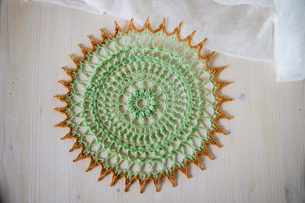 Green and gold crochet doily Ladislava