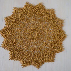 Gold crochet doily Lidia, 31 cm