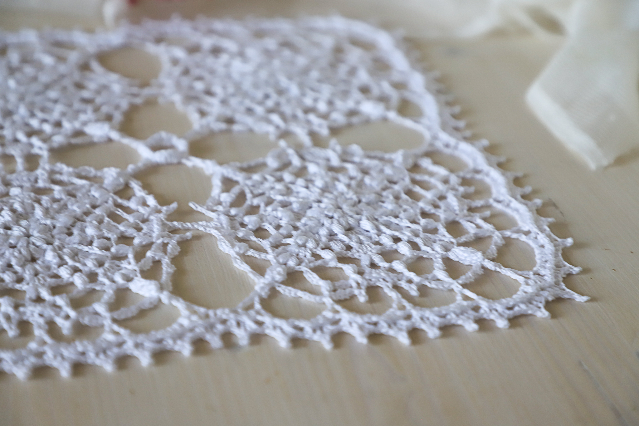 Square crochet doily Alida, 30 x 30 cm - Image 4