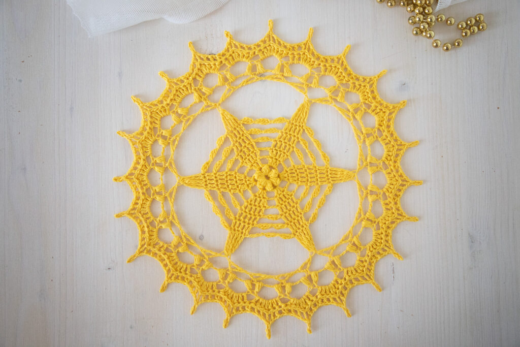 Yellow crochet doily Libena