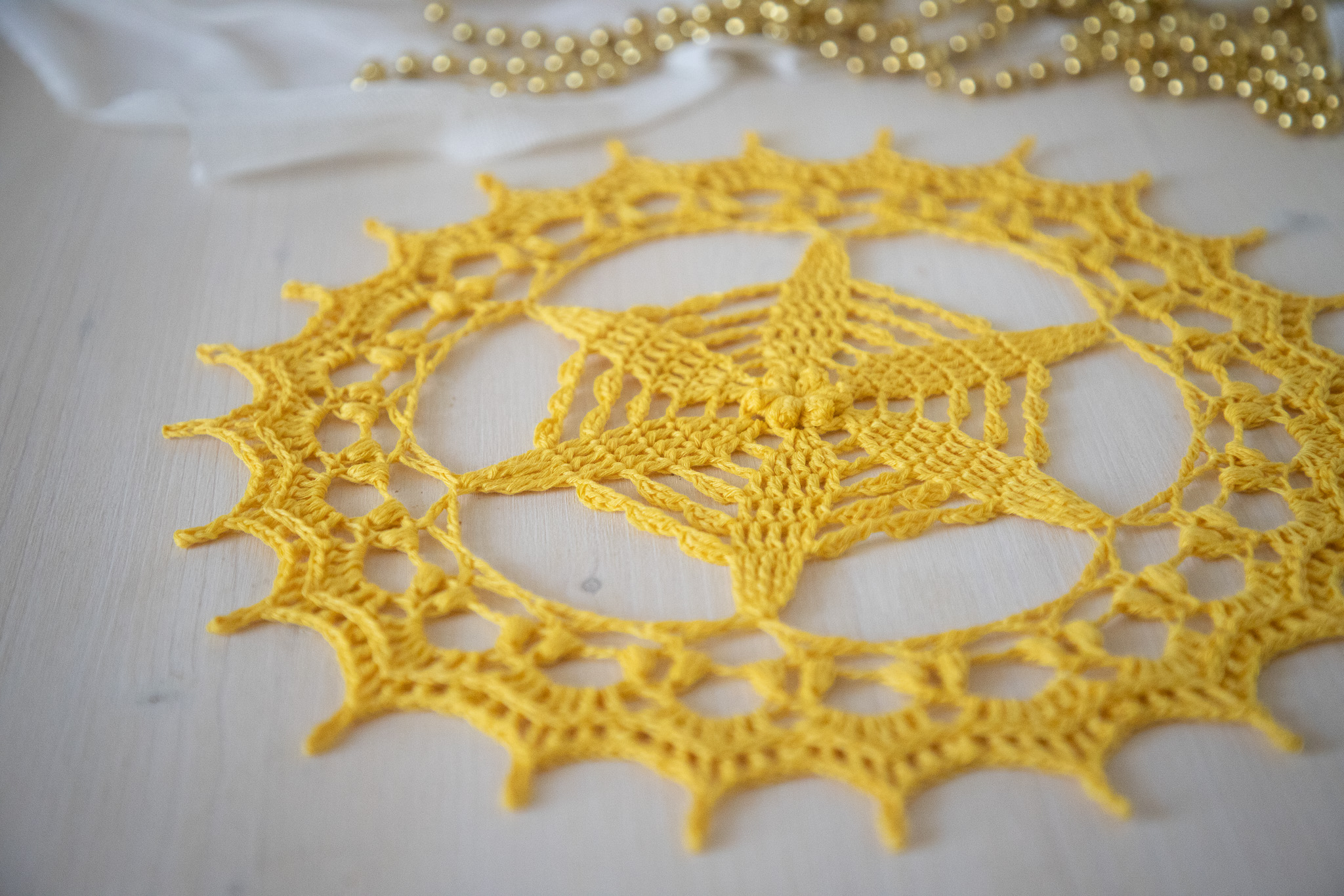 Yellow crochet doily Libena - Image 3