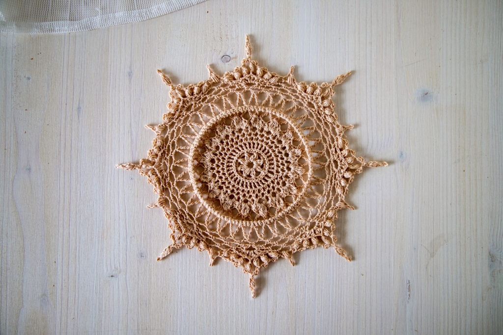 Vintage beige crochet doily, Hema