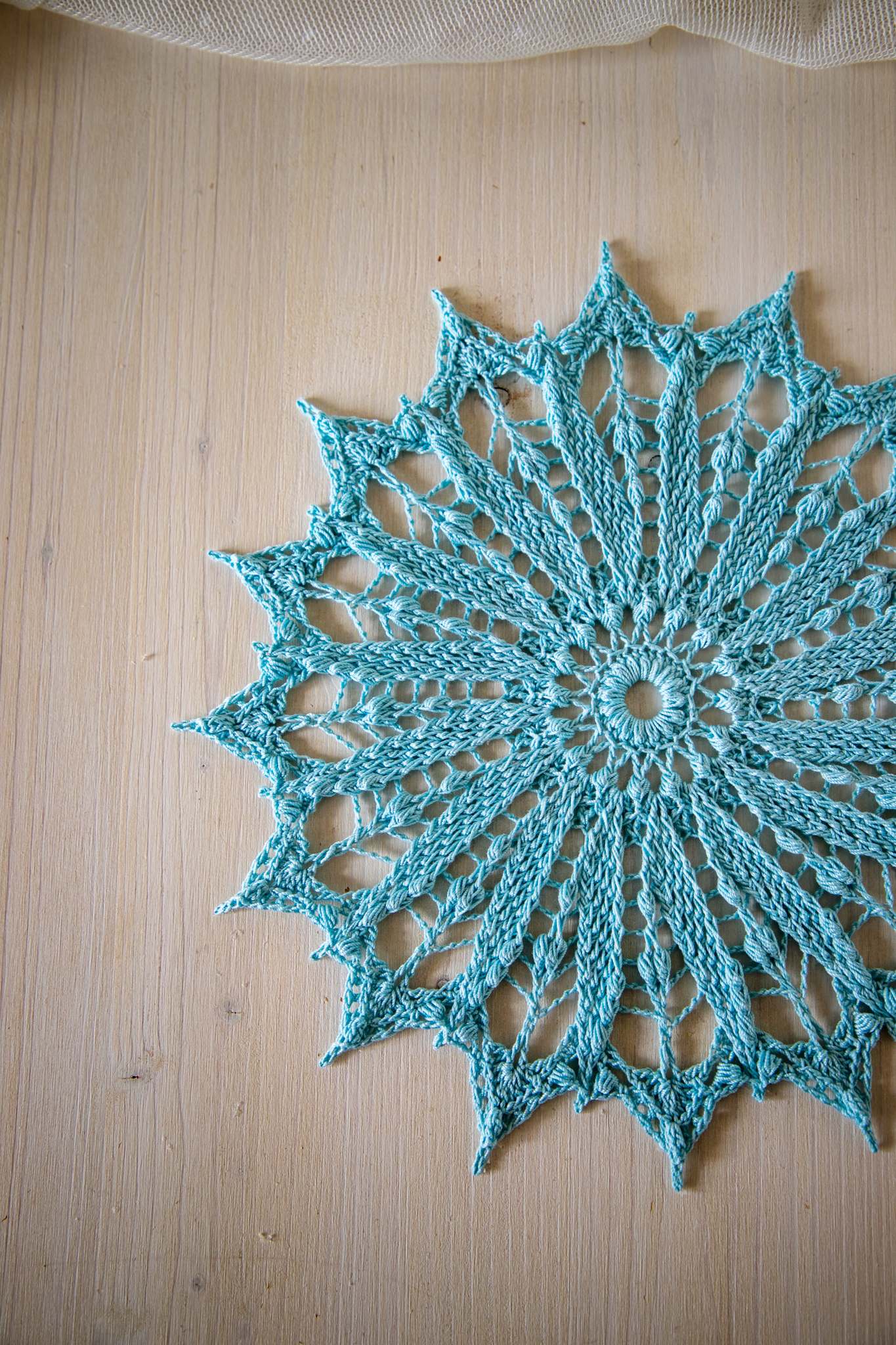 Blue crochet doily Dominika - Image 7