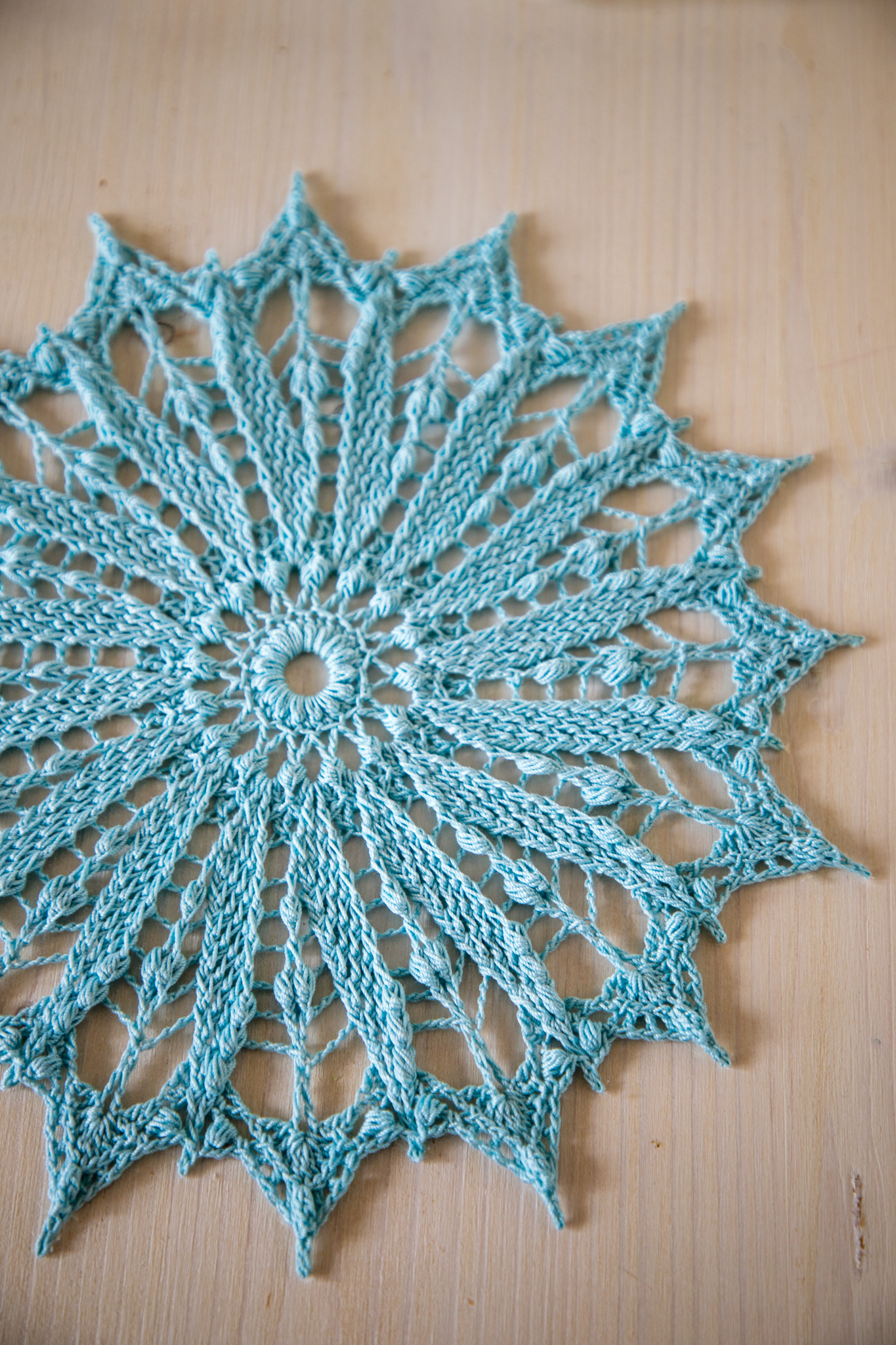 Blue crochet doily Dominika - Image 8