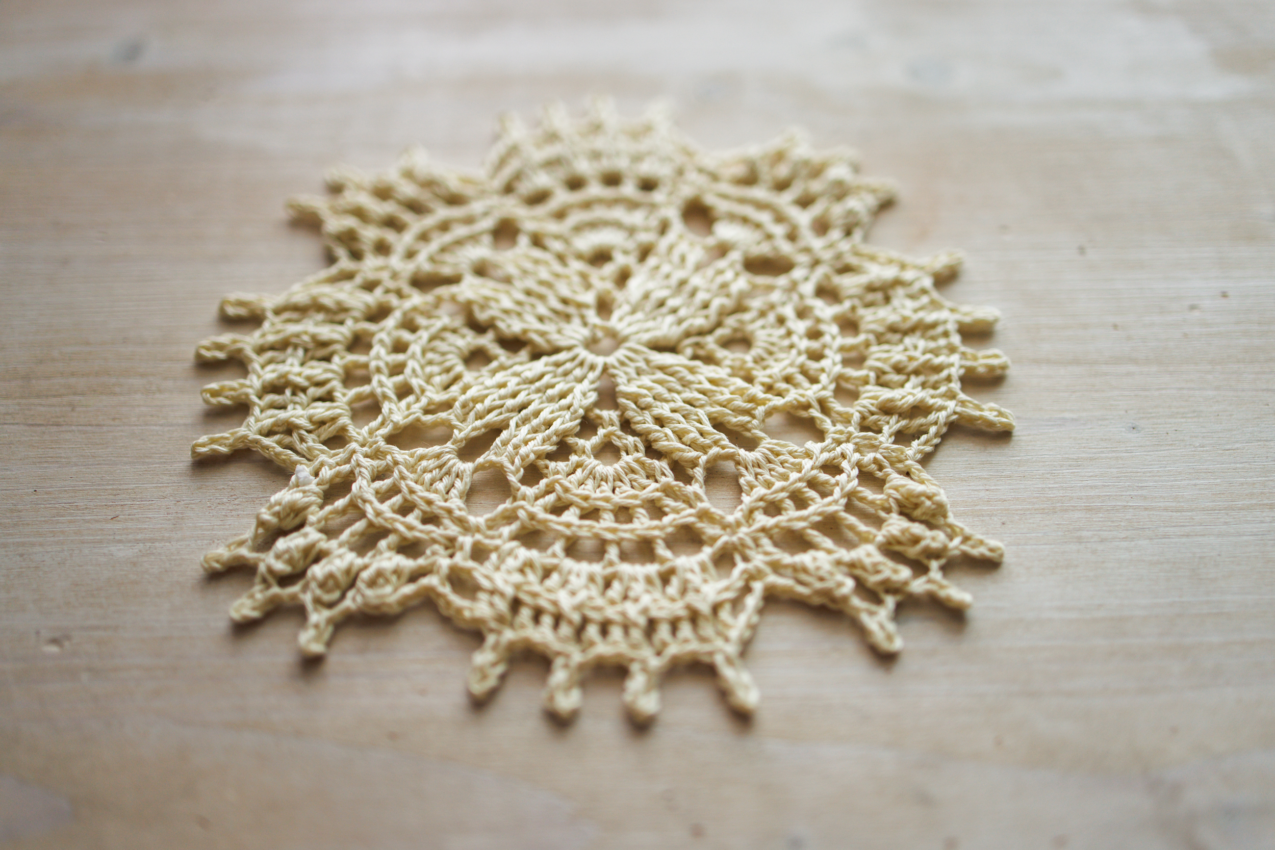 Crochet doily Marie, 15 cm - Image 2