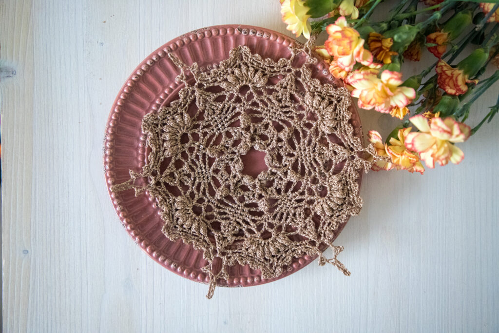 PDF Shelagh doily crochet pattern