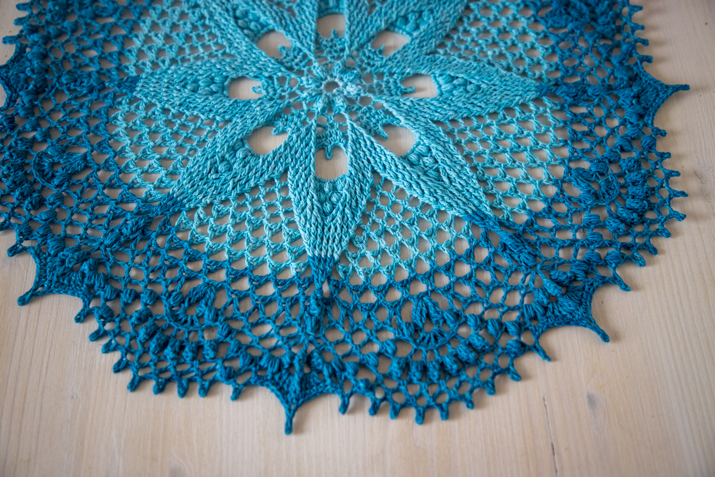 Gradient blue textured crochet doily, Eliska - Image 4