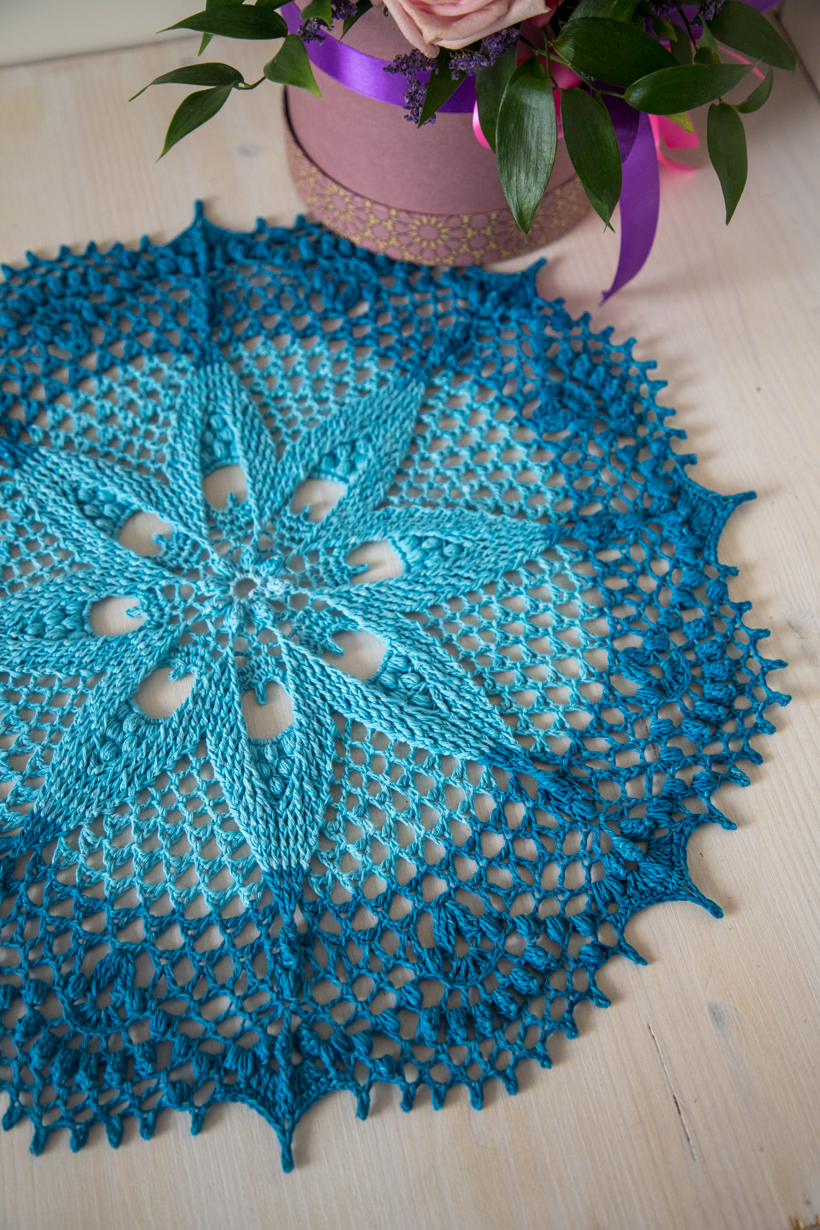 Gradient blue textured crochet doily, Eliska - Image 8