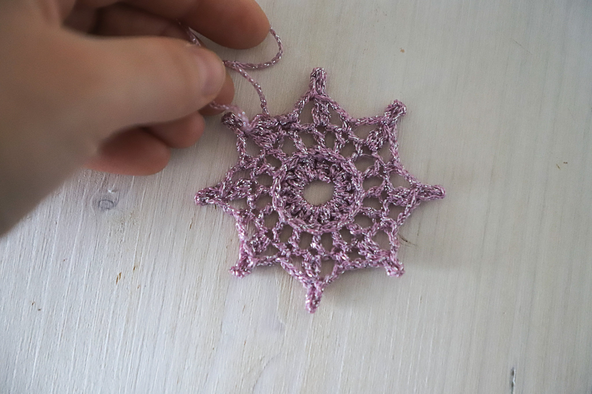 PDF Super quick and easy crochet snowflake pattern - Image 4